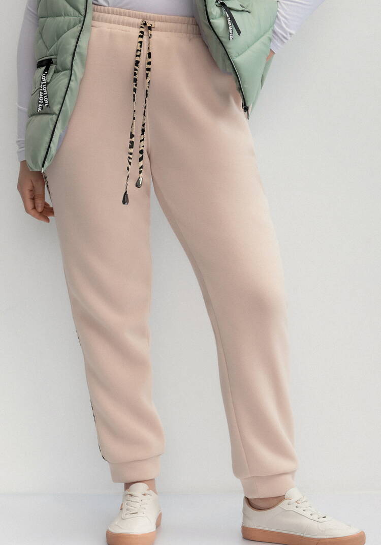 Брюки с леопардовыми лампасами шир.  750, рис. 19