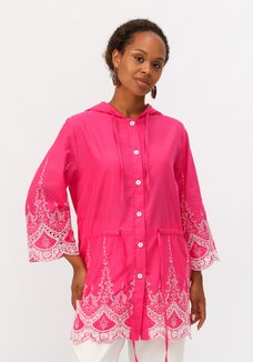 Ветровка летняя с капюшоном