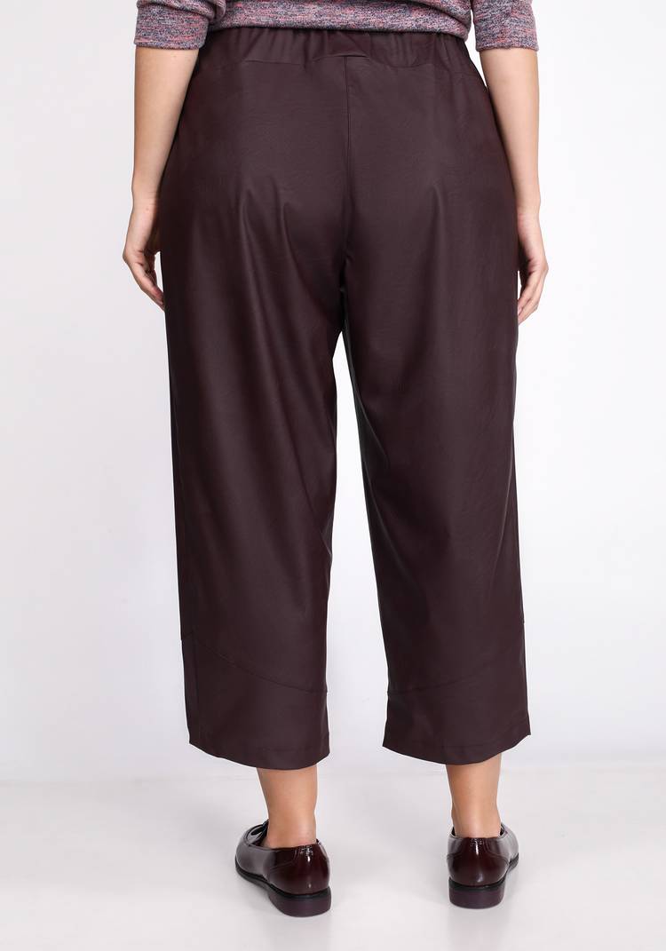 Брюки из экокожи на резинке шир.  750, рис. 10