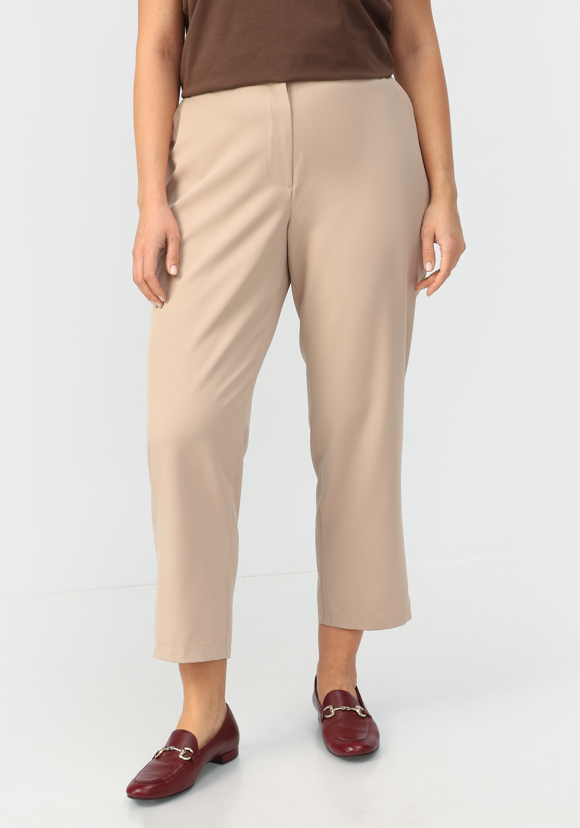 Брюки с декоративными хлястиками