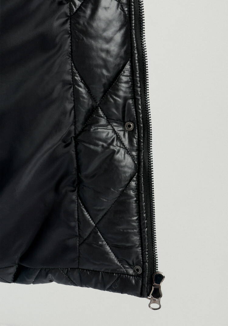 Куртка на молнии со стежкой ромбами шир.  750, рис. 19