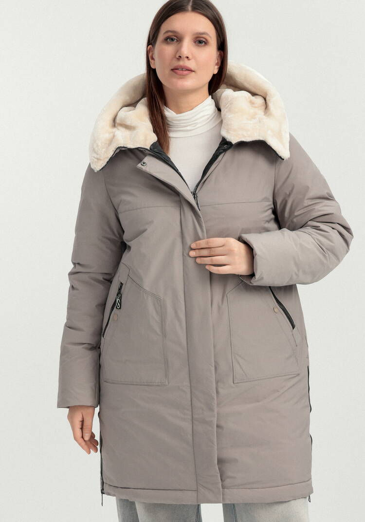 Куртка с меховым капюшоном на молнии шир.  750, рис. 30