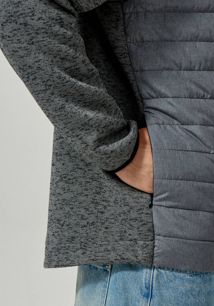 Куртка стеганая с рукавами из трикотажа шир.  750, рис. 7