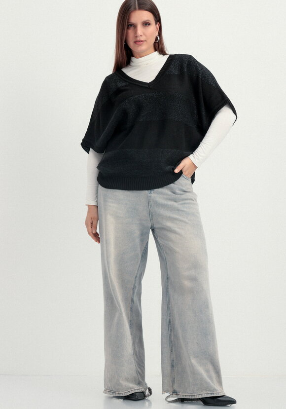 Жилет с V-образным вырезом свободного кроя шир.  580, рис. 14