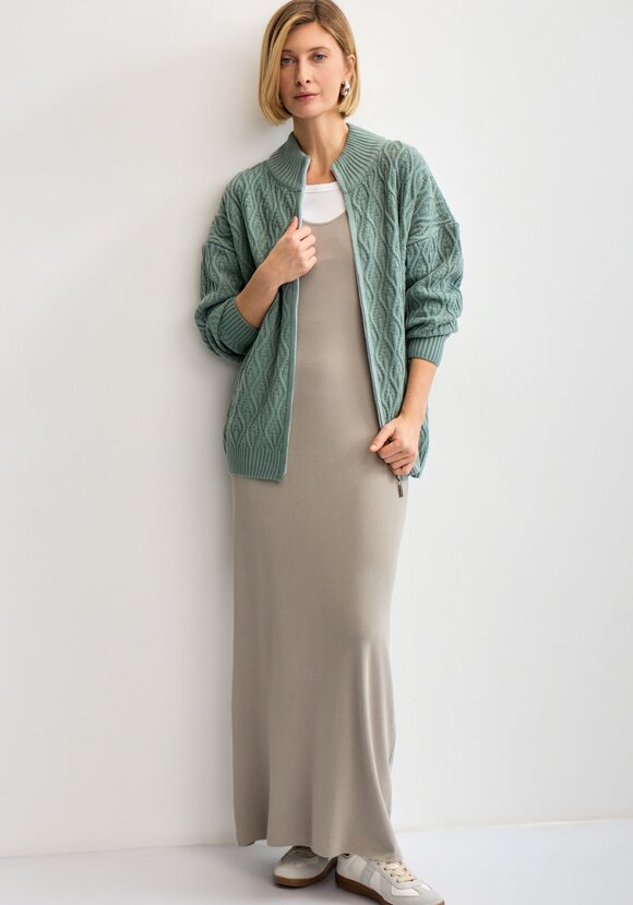 Кардиган на молнии с вязкой в виде ромбов шир.  580, рис. 7