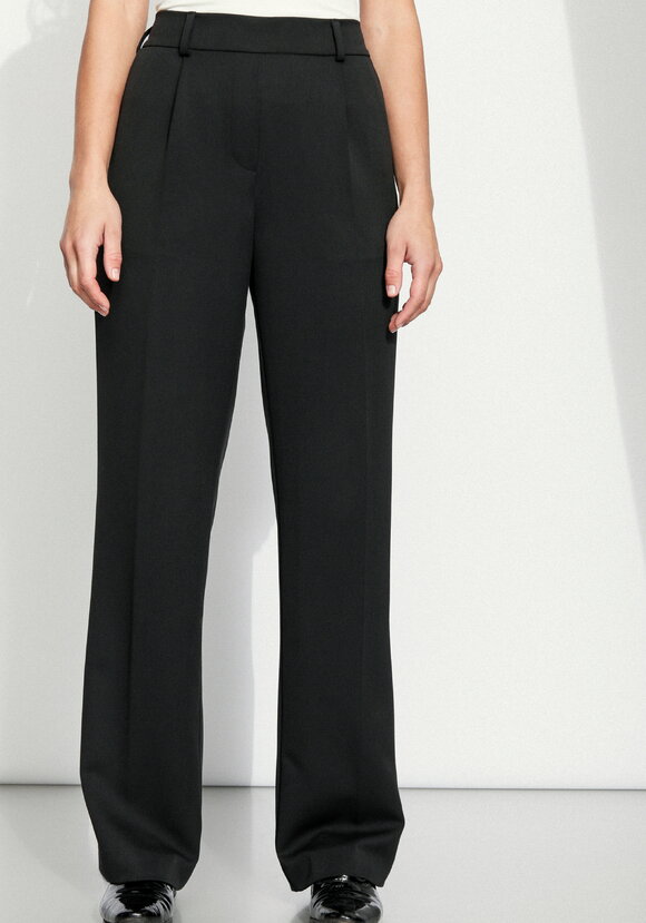 Брюки прямые из костюмной ткани шир.  580, рис. 15