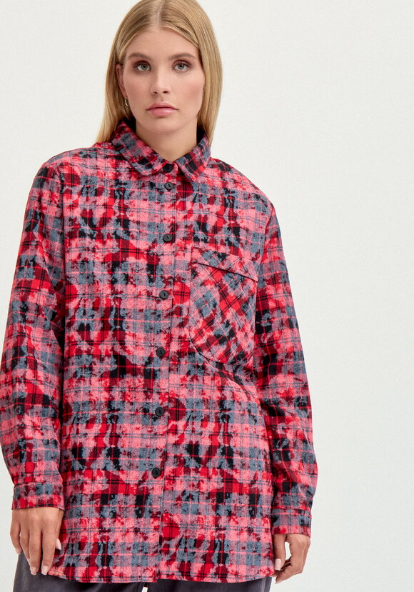 Рубашка в клетку на пуговицах с нашивкой шир.  580, рис. 13