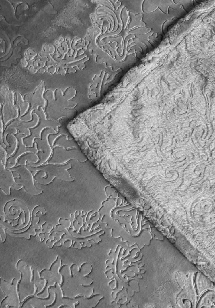 Покрывало-плед с выбитым рисунком шир.  750, рис. 20