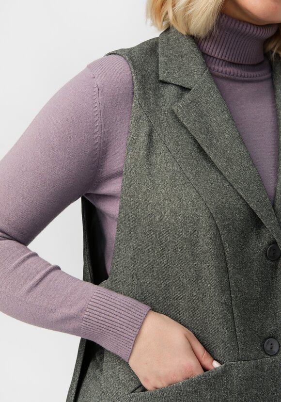 Жилет удлиненный с разрезами по бокам шир.  580, рис. 6