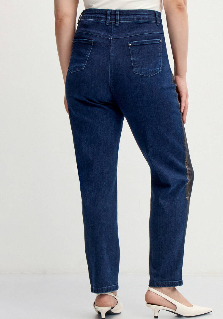 Джинсы со змеиным принтом и напылением шир.  750, рис. 3