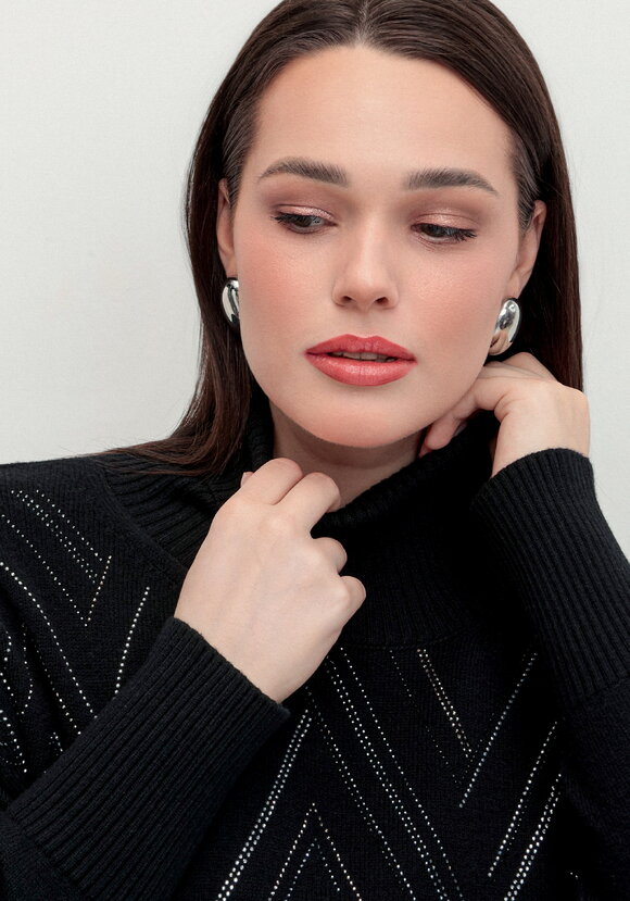 Свитер с геометрическим рисунком из страз шир.  580, рис. 5