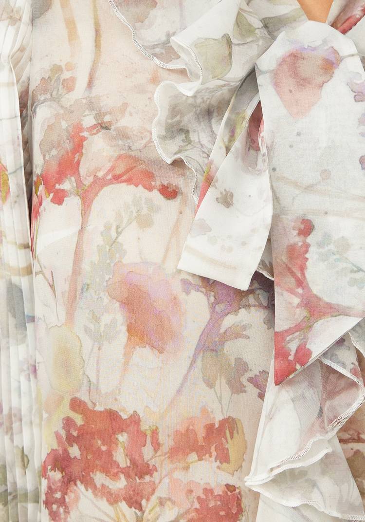 Блуза с бантом и плиссировкой по рукавам шир.  750, рис. 12