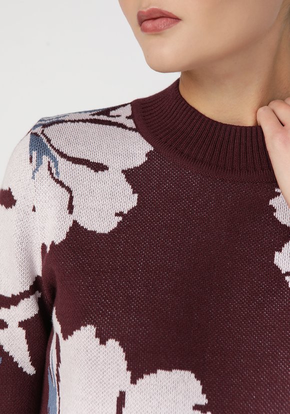 Джемпер с крупными цветами шир.  580, рис. 9