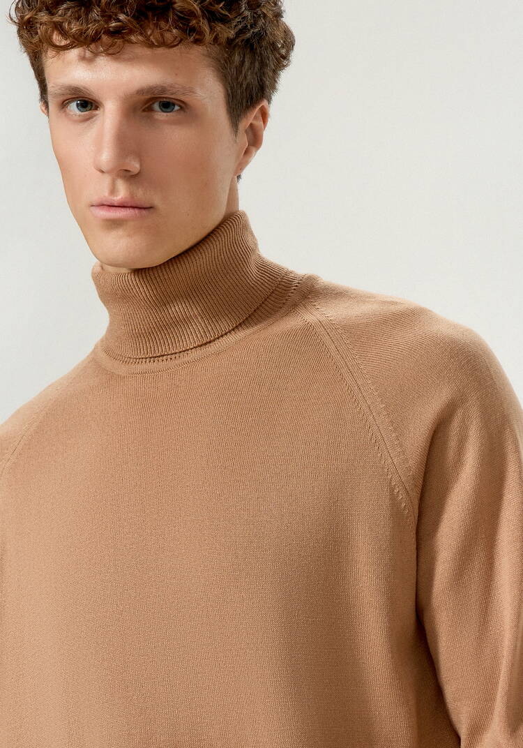 Джемпер вязаный с высокой горловиной шир.  750, рис. 35