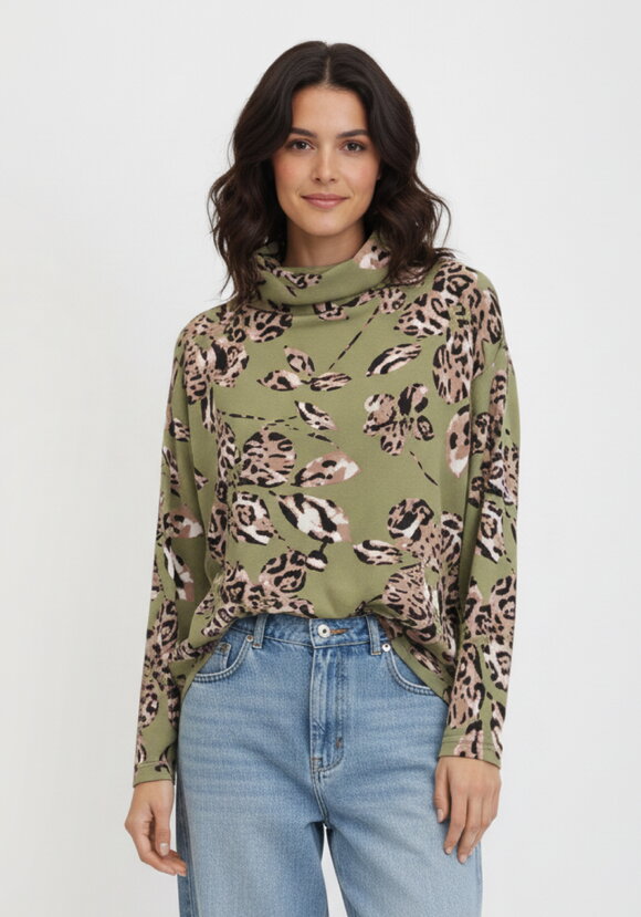 Джемпер Милослава свободного кроя шир.  580, рис. 24