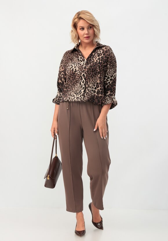 Блуза с патами на рукавах и брошью шир.  580, рис. 20