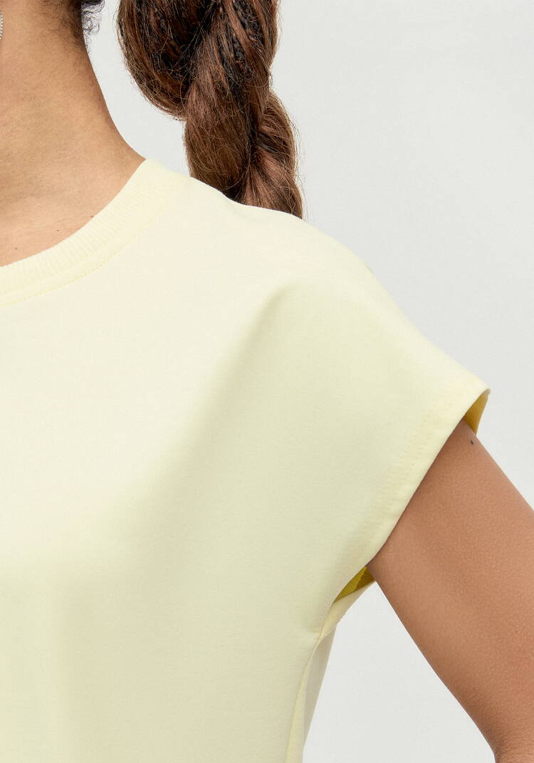 Футболка из трикотажа со спущенным плечом шир.  750, рис. 13