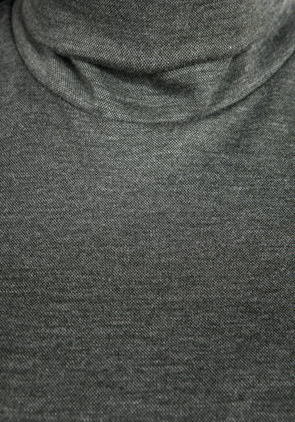 Водолазка базовая прямого кроя шир.  580, рис. 18