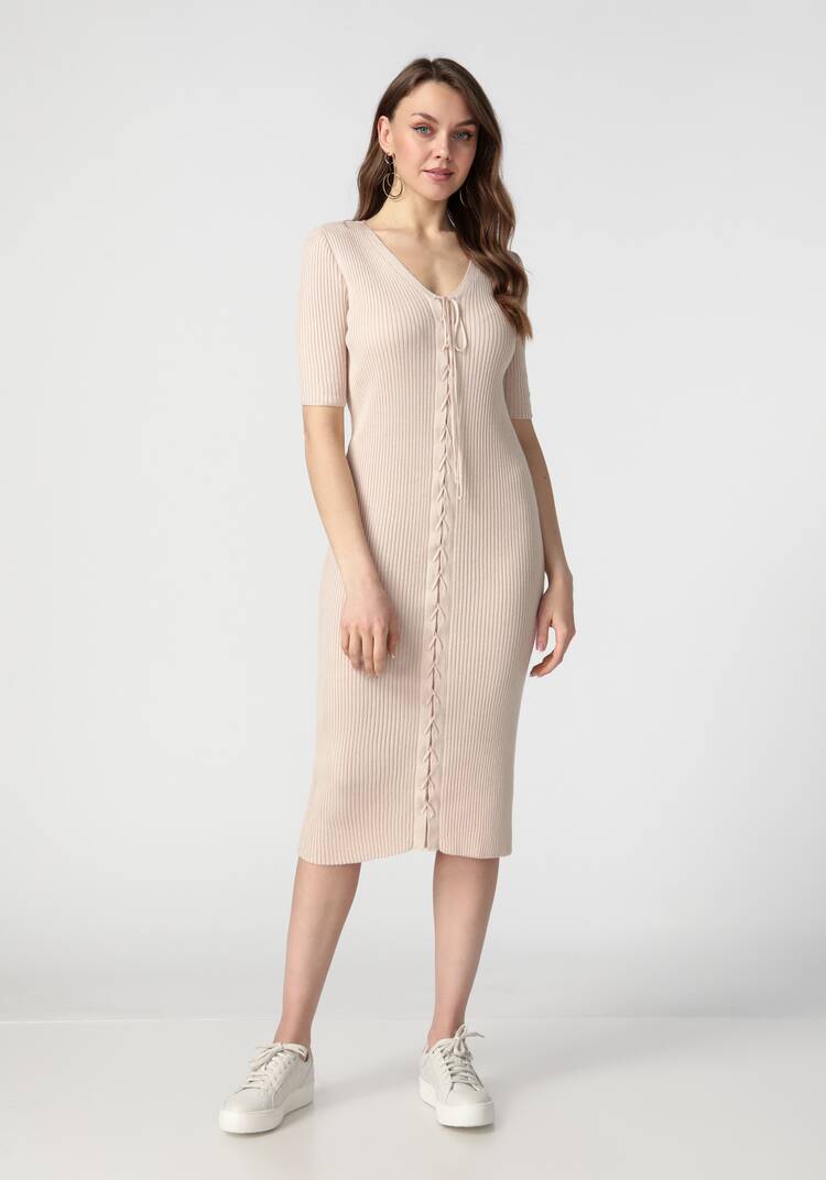 Платье прямое миди с V-образным вырезом шир.  750, рис. 14