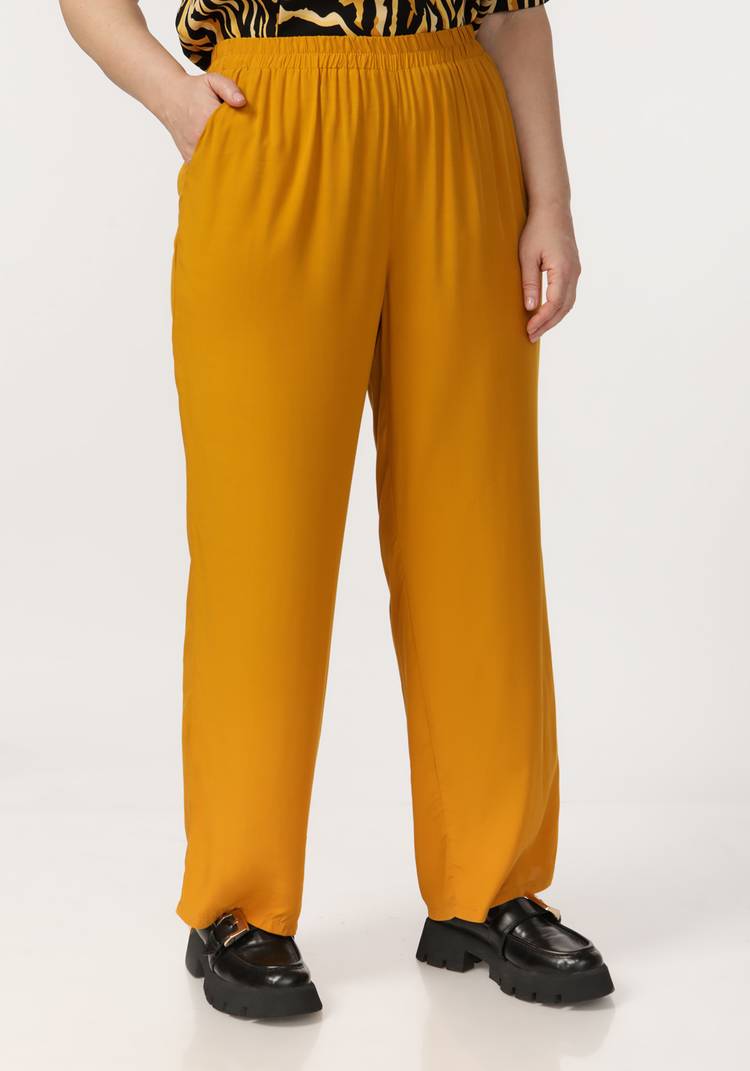 Костюм с анималистическим принтом шир.  750, рис. 22