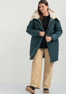 Куртка с меховым капюшоном на молнии