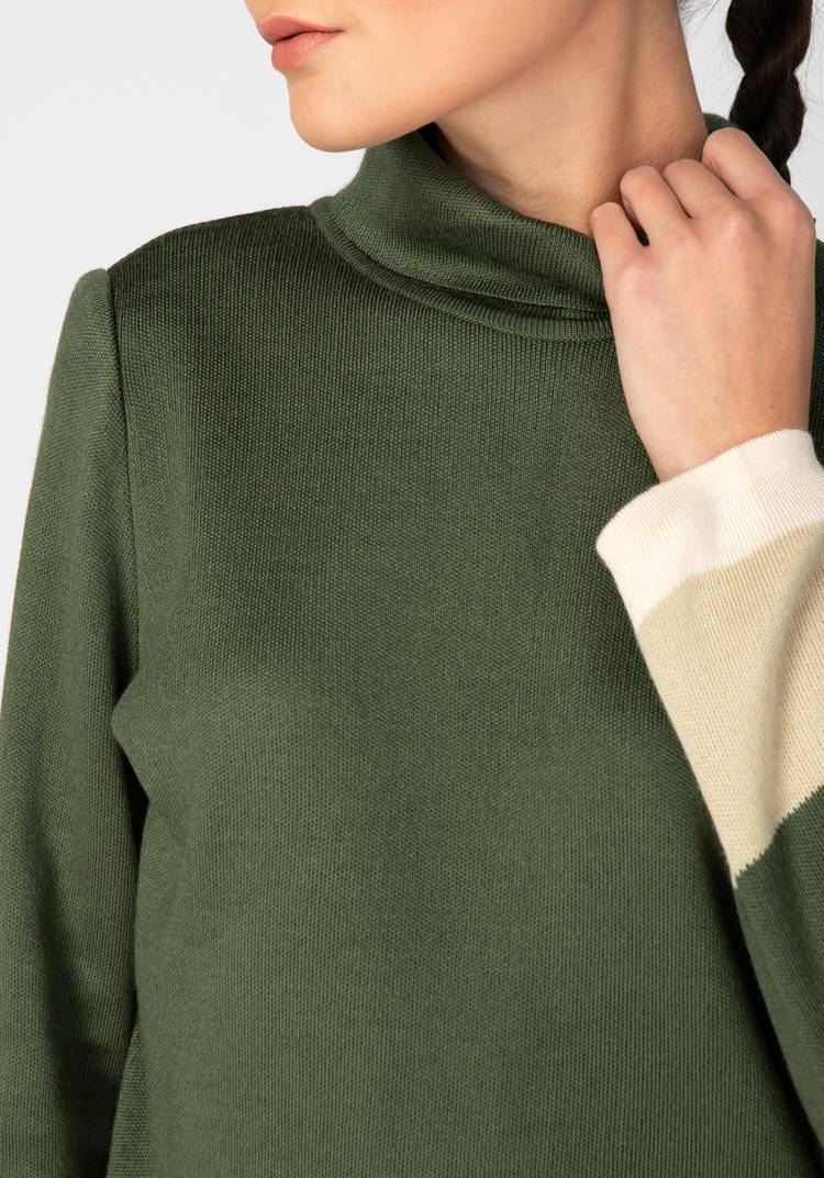 Свитер женский с контрастными полосами шир.  750, рис. 20