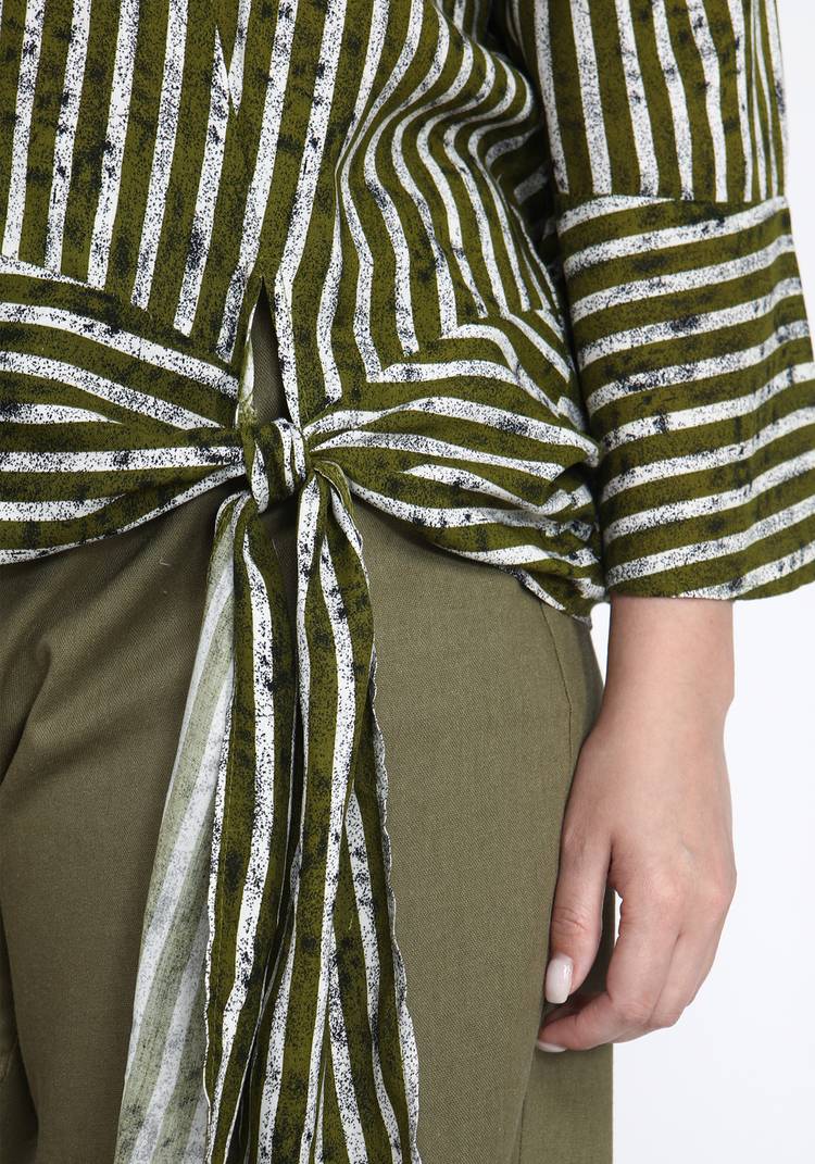 Блуза с декоративным бантом и рукавом 3/4 шир.  750, рис. 4