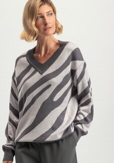 Джемпер с принтом зебра