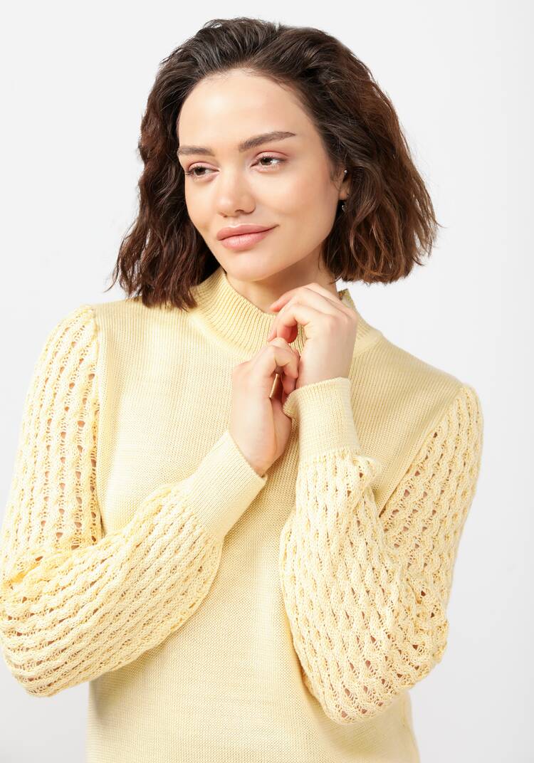 Джемпер с ажурными рукавами объемной вязки шир.  750, рис. 27