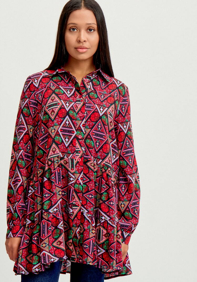 Блуза свободная с воланами по низу шир.  750, рис. 28