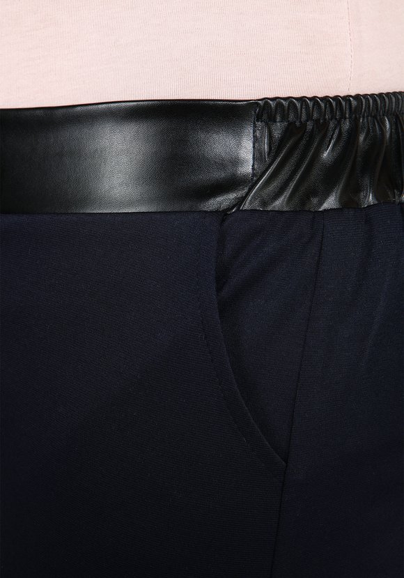 Брюки с поясом из эко-кожи шир.  580, рис. 4