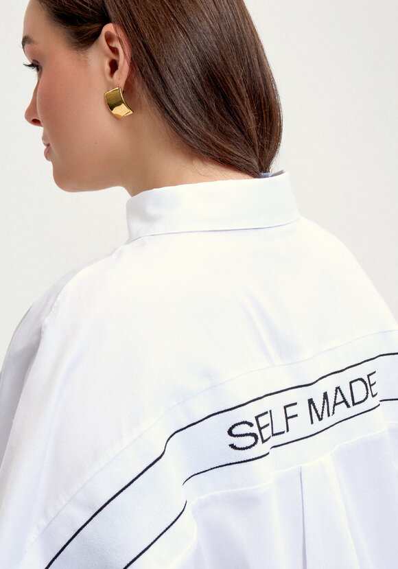 Рубашка с принтом на спине и рукавах шир.  580, рис. 6