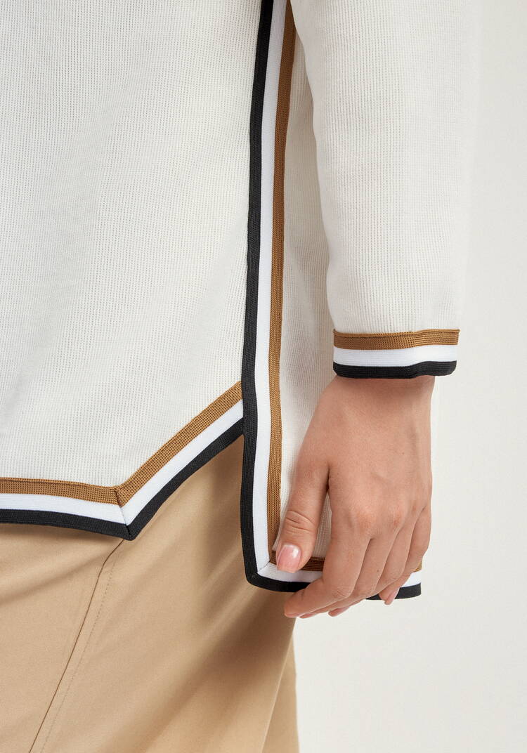 Джемпер с V-образным вырезом горловины шир.  750, рис. 22