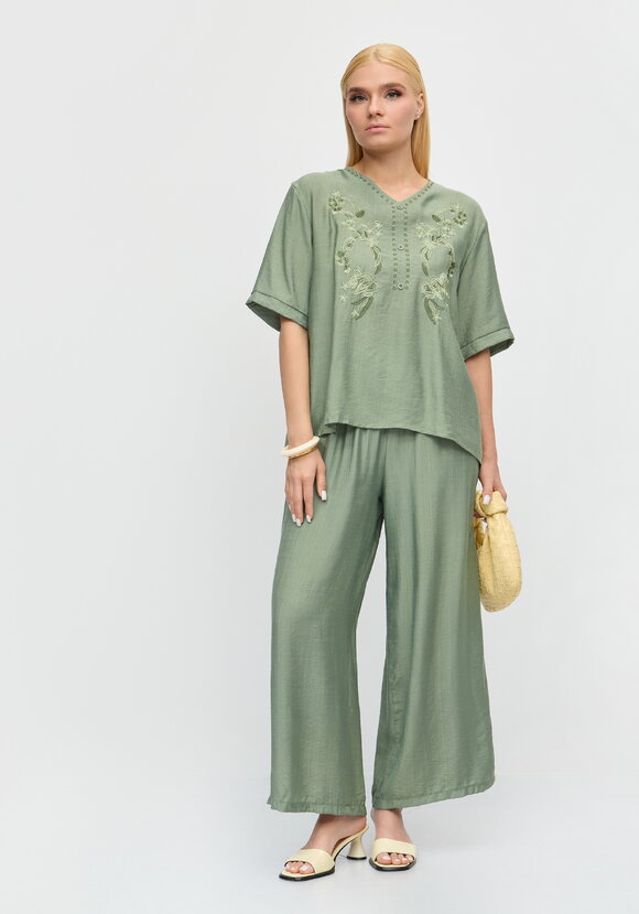 Комплект с вышивкой Живопись природы шир.  580, рис. 2