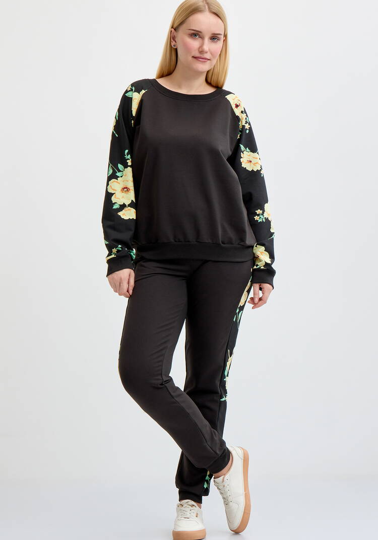 Костюм женский Кэтрин шир.  750, рис. 1