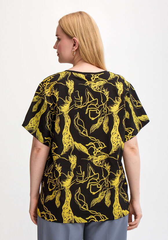 Блуза с оригинальным принтом и стразами шир.  580, рис. 25