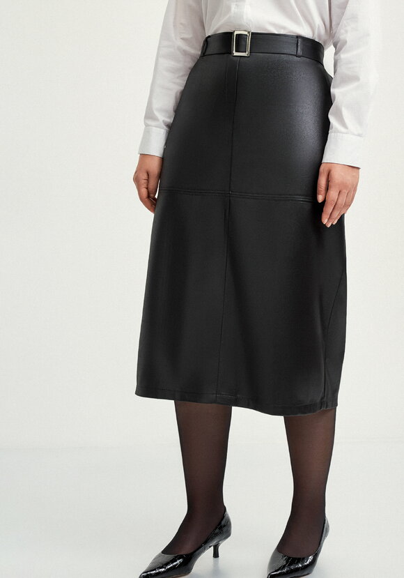 Юбка прямая с декоративными отстрочками шир.  580, рис. 4