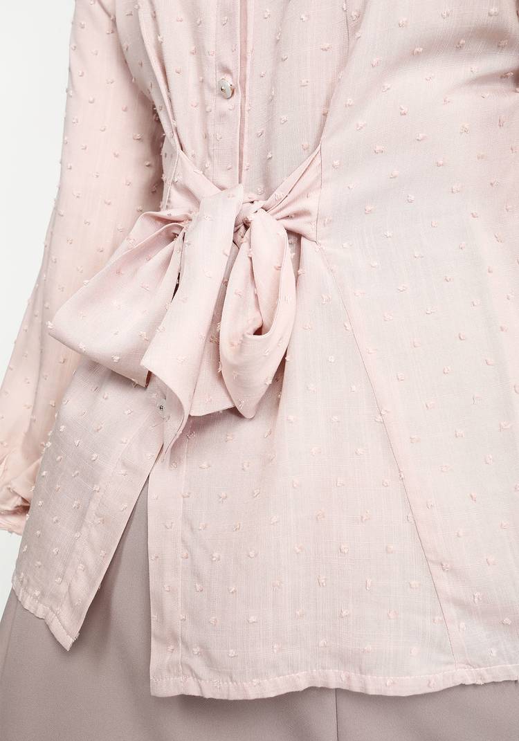 Блуза свободного кроя со сборкой на рукавах шир.  750, рис. 8