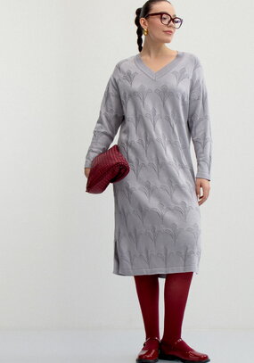 Платье миди с поясом и V-образным вырезом