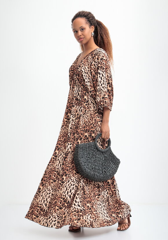 Платье Серафима шир.  580, рис. 1