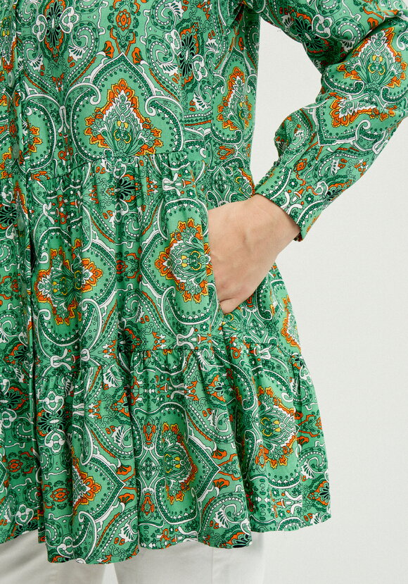 Блуза А-силуэта с ярусами шир.  580, рис. 13