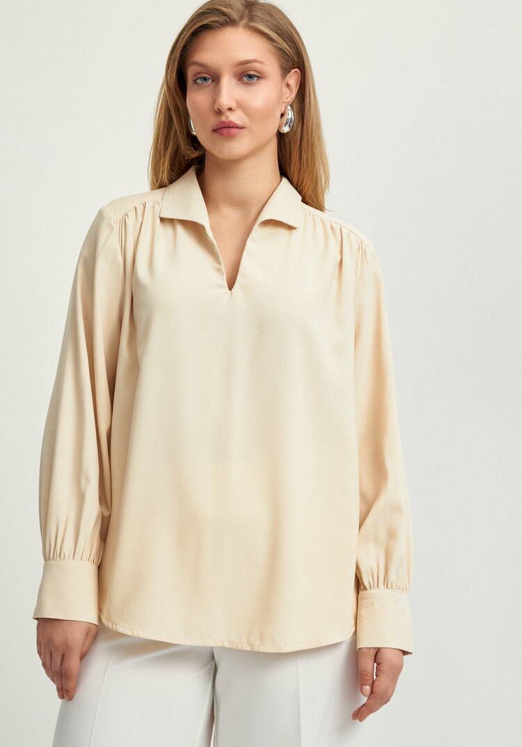 Блуза со сборкой на кокетке шир.  750, рис. 12