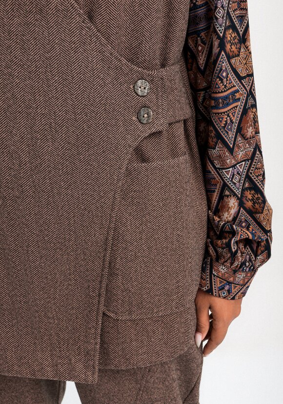 Жилет на запах свободного кроя шир.  580, рис. 15