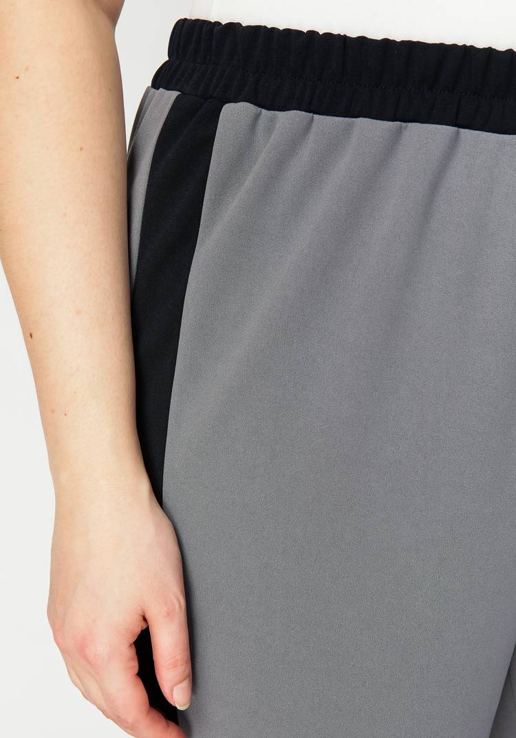 Комплект брюки и ветровка с капюшоном шир.  750, рис. 33