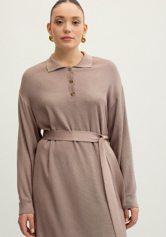 Платье поло с поясом шир.  580, рис. 2