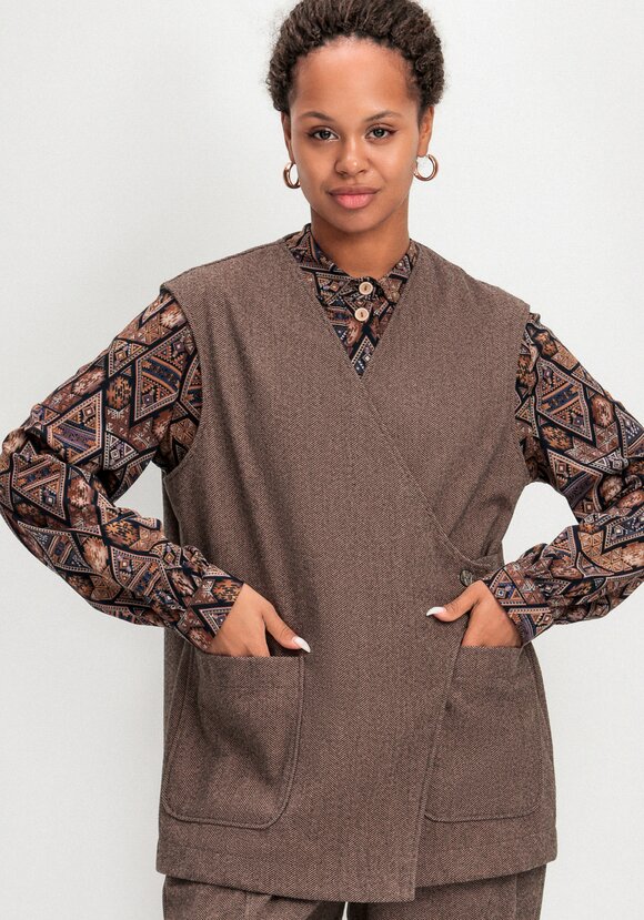 Жилет на запах свободного кроя шир.  580, рис. 17