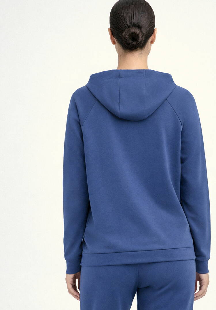 Бомбер с капюшоном из комбинированной ткани шир.  750, рис. 20