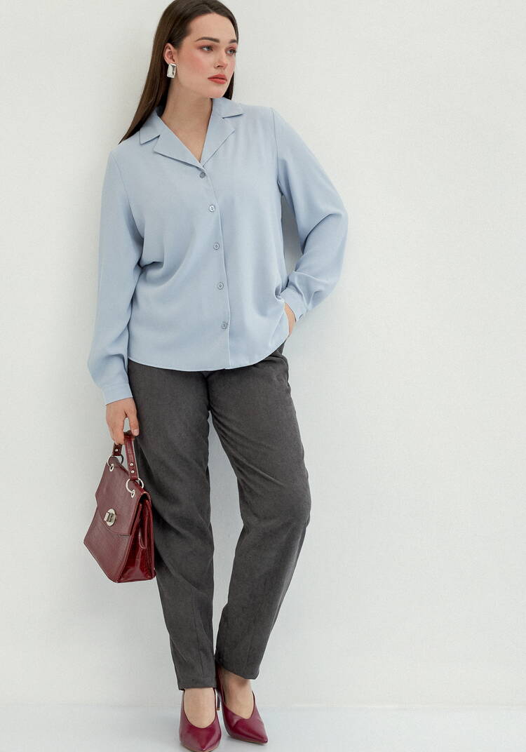 Блуза с отложным воротником с пуговицами шир.  750, рис. 27