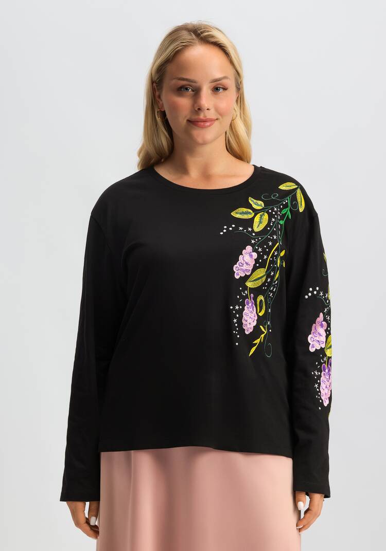 Лонгслив с вышивкой шир.  750, рис. 14