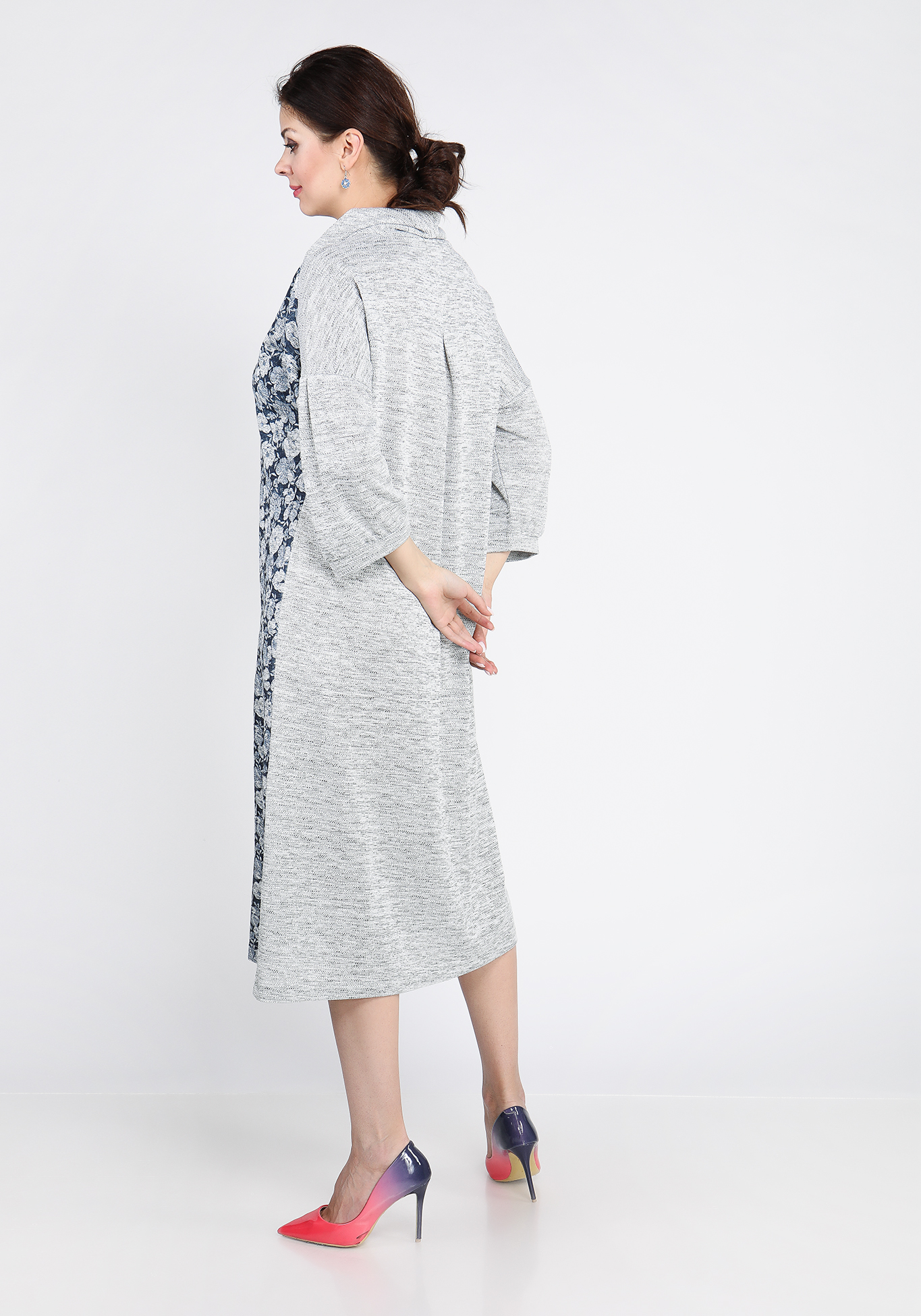 Платье "Роскошная красавица" Синель, размер 50, цвет серый - фото 6